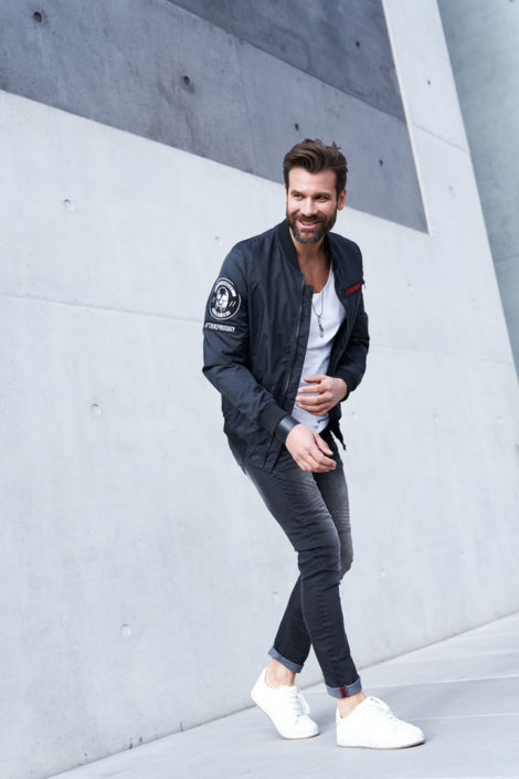 Model-Men-Commercial-Shooting-Fashion-Editorial-City-Lookbook-Fashion